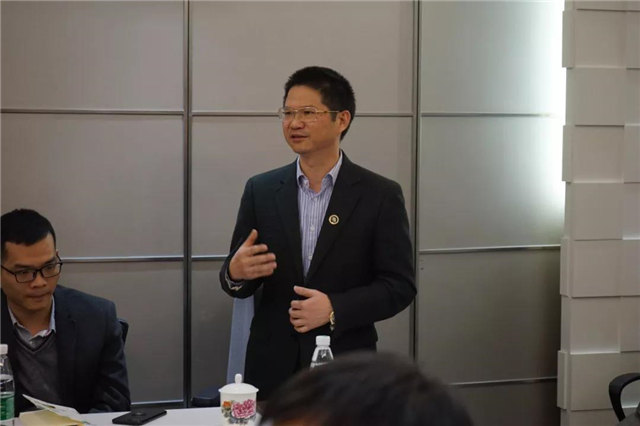 南部地區不飽和樹脂生產企業座談會在廣東博皓圓滿舉行，廣東博皓董事長賴厚平先生作了發言